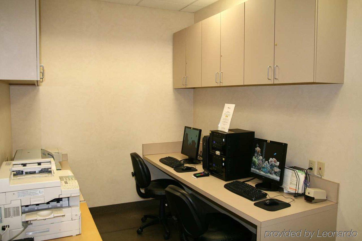 Hilton Garden Secaucus/meadowlands 3*