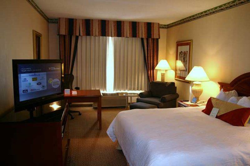 Hilton Garden Secaucus/meadowlands 3*