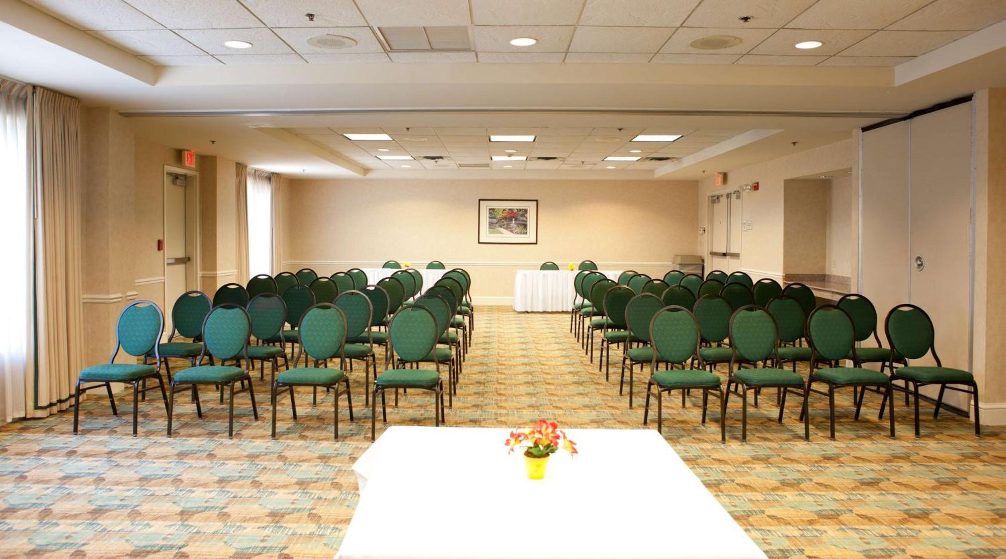 Hotel Hilton Garden Secaucus/meadowlands 3*